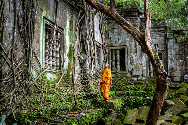 3D/2N Phnom Penh Angkor Wat + Beng Melear